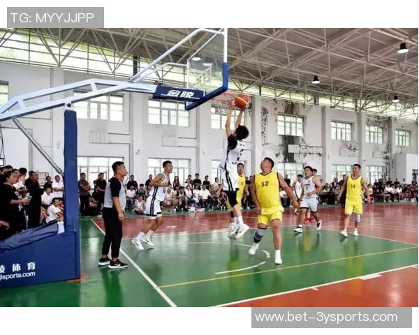 篮球骑士的荣耀与梦想在赛场上绽放青春的激情与力量 篮球骑士的荣耀与梦想在赛场上绽放青春的激情与力量